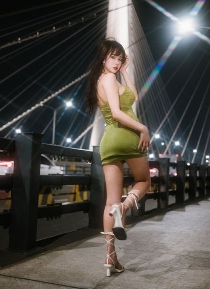 人妻温泉