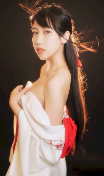 李菲儿